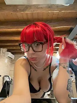 Dollyred Webcam-Show
