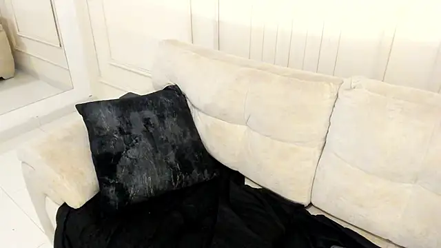 Arianaa_Cooper_'s Live XXX Chat