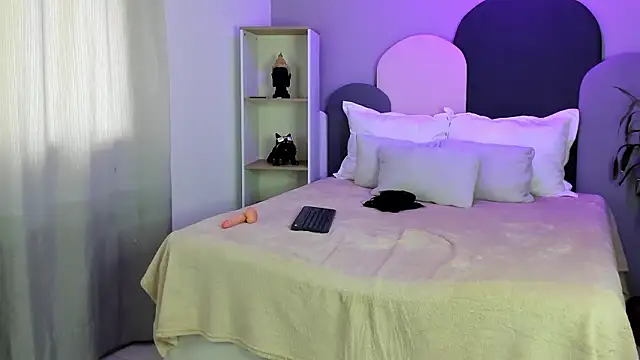 Chatroom XXX en direct de CarolinaValdez2026