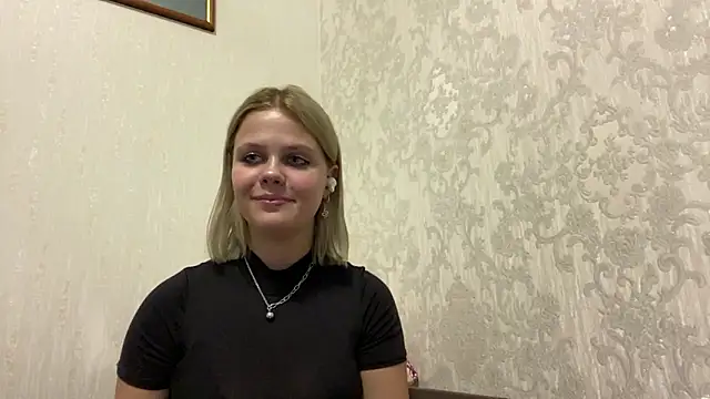 RoyalNovaX Webcam Show