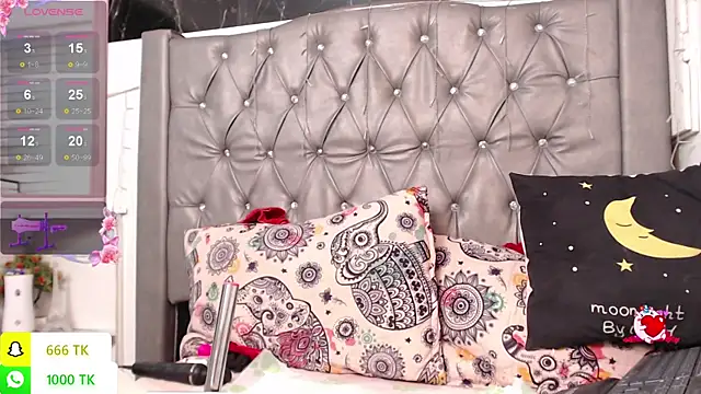 LAILAGUMMY Chat XXX in diretta