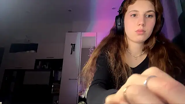 AliceCarroln Live XXX chat