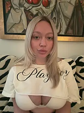 Živý XXX chat misstitmouseofficial