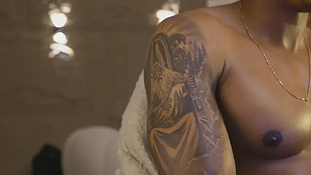 Logan_Varela Chat XXX live