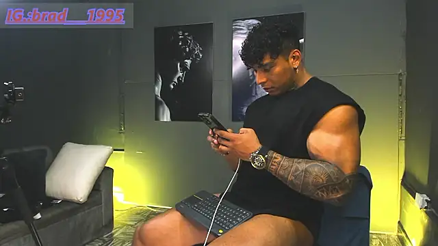 bradley_smith 라이브 XXX 채팅