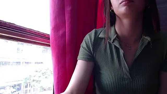 holy_juli Live XXX-chat