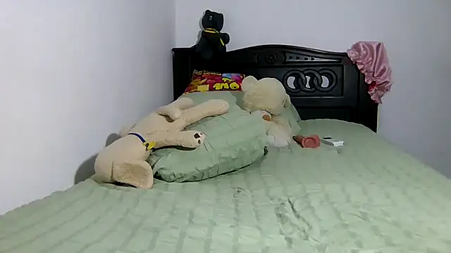 CELESSTESeductora Obrolan Langsung XXX