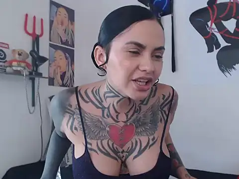 دردشة Perola__May الجنسية المباشرة