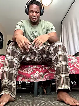 Czat XXX na żywo – KeYBuMp323