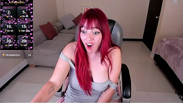 Chat +18 de Blair_red_ ao vivo