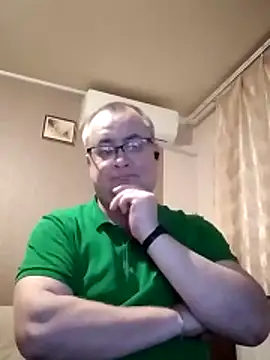 Show modela Nika_Malay na web-kameri