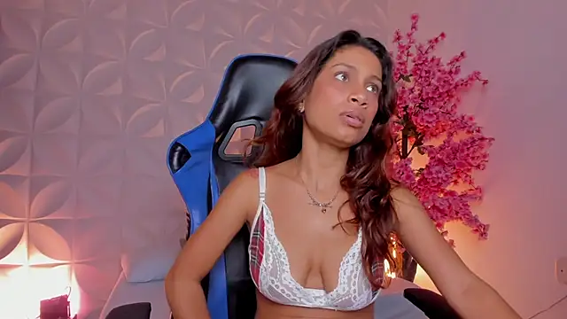 cora_22 – Live XXX-chat