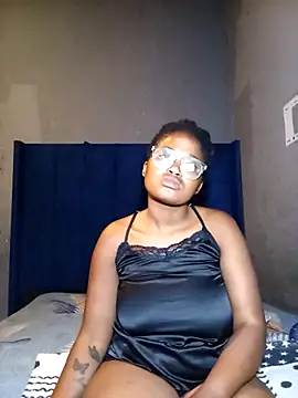 FREAKBARBIE02 Live XXX-chat