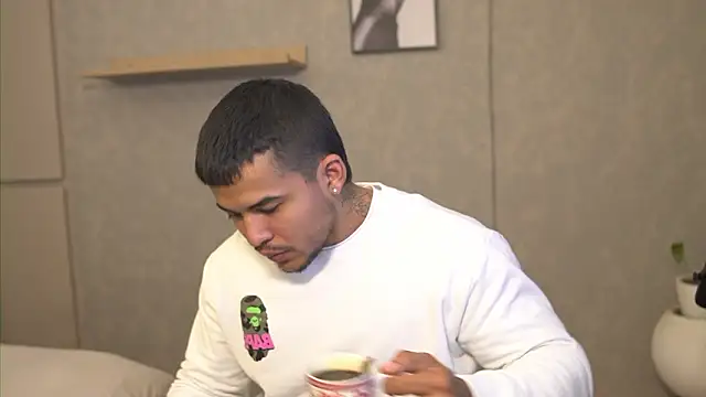 Thiago_Valente Chat XXX live