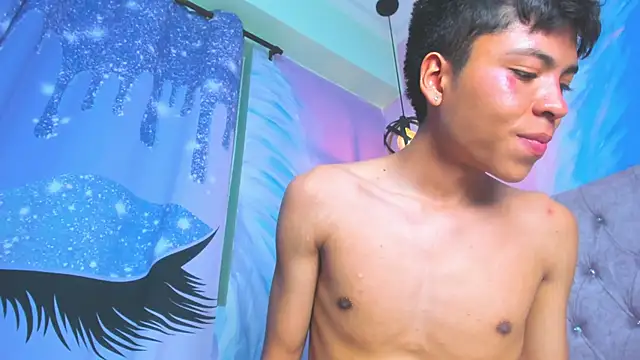 Czat XXX na żywo – MaxiWildd