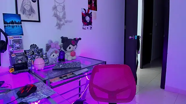 Czat XXX na żywo – KeitaMoon