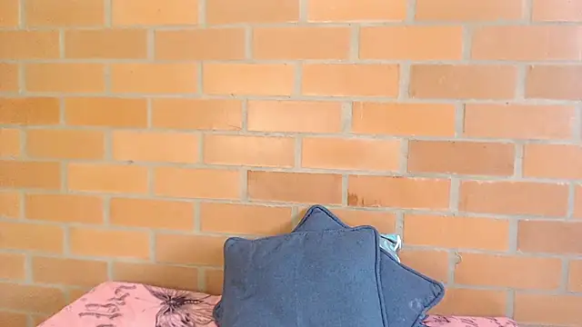 Онлайн чат XXX Montserrat_Jay