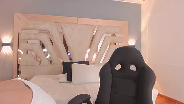 Онлайн чат XXX _NatachaDiaz_