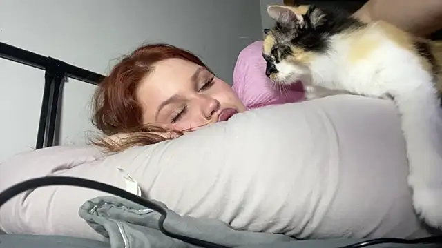 Chat +18 de Gloria_Thomas ao vivo