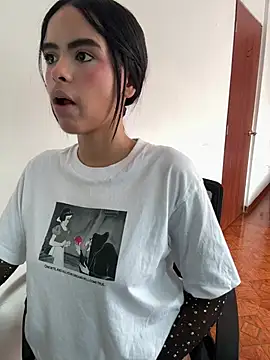 Chat XXX en directo de kitty_rousse01