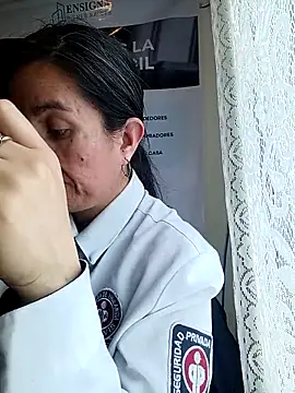 Valentina--1's Live XXX Chat