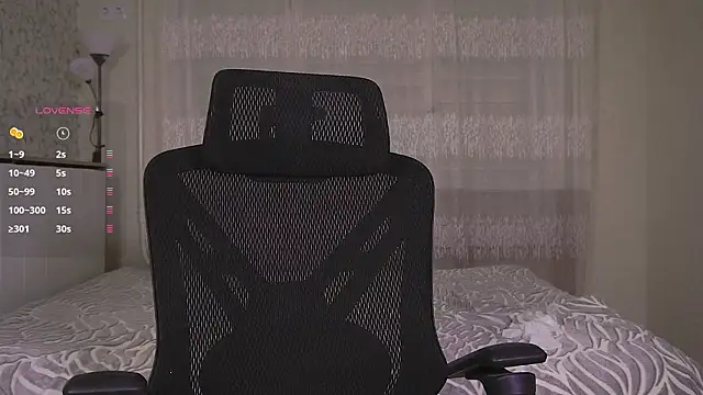 Nellie_babyのライブXXXチャット