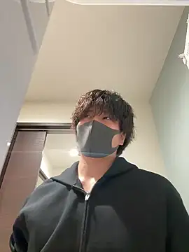 CHROME-kun925 élő XXX-chatje