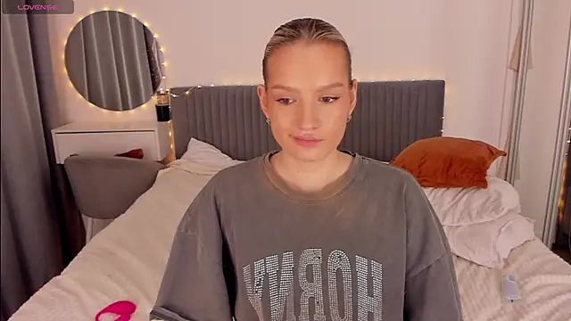 CassieRayss – Naživo XXX chat