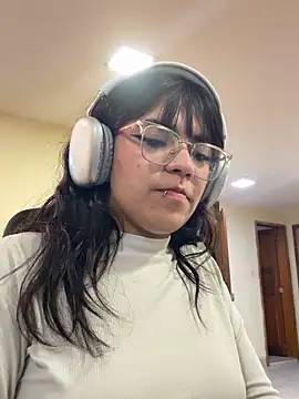 Czat XXX na żywo – AngieRousse_