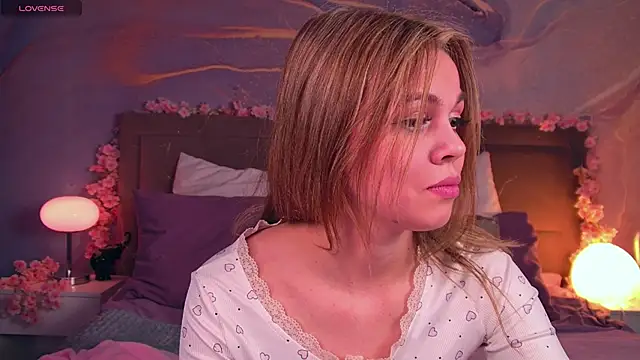 ScarletMarney's Live XXX Chat