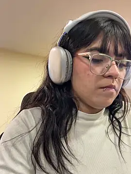 Czat XXX na żywo – AngieRousse_