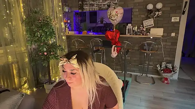 Monageil Chat XXX live