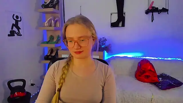 NancyHottie live XXX chat