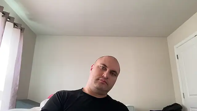 SluggishChase99 – Naživo XXX chat