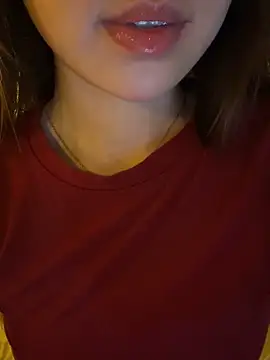 Uyennii02 Live XXX-chat