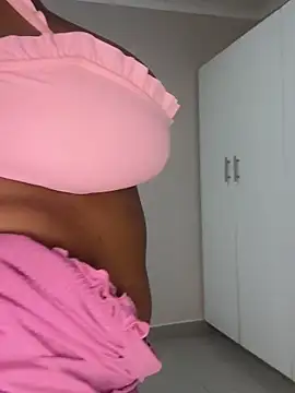 Brandyy23 Live XXX-chat