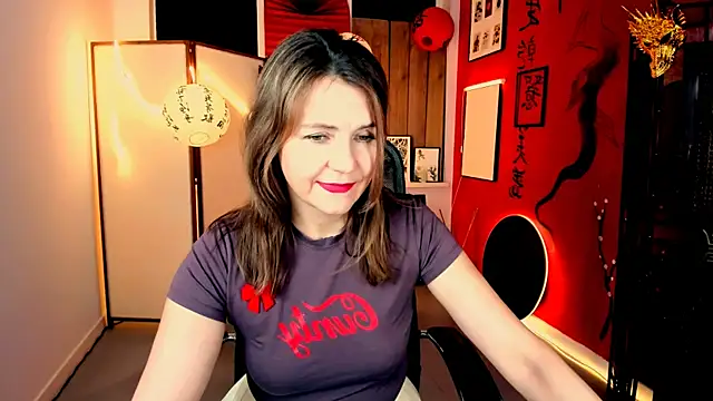 NicoleHitman Chat XXX live