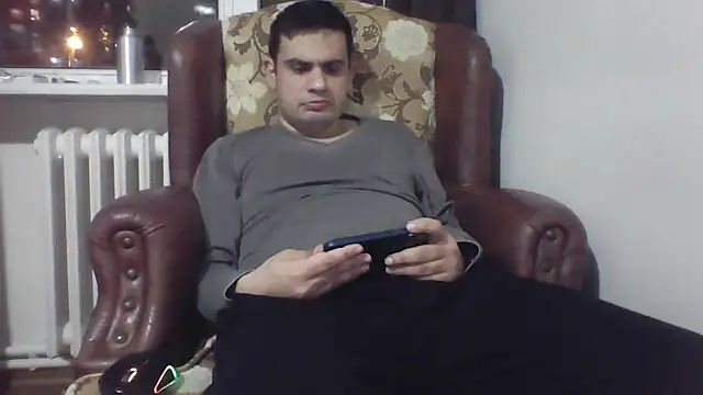 YakisikliSikici: вебкам-шоу