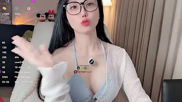 Xiatian520_ Chat XXX live