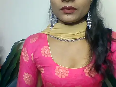 Indian_Sara – Kamerová šou