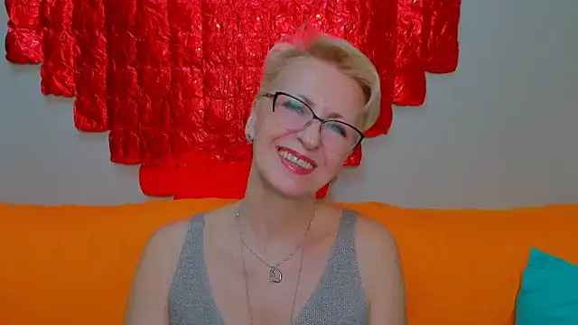 iamyourdream89 即時 XXX 聊天