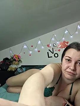 Онлайн чат XXX SweetMaddy888