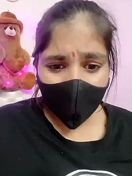 Pokazy przed kamerką – Wow_Riya