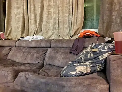 Alexis21821: απευθείας συνομιλία ΧΧΧ