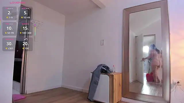 دردشة Sara_BigAss- الجنسية المباشرة