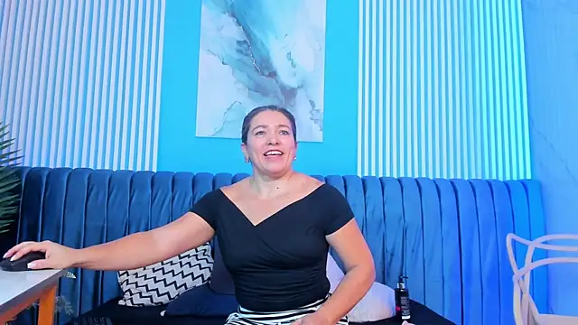 dahianeconnor's Live XXX Chat