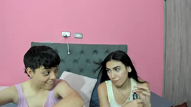 ariloe_quintero 라이브 XXX 채팅