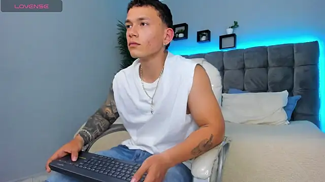 Chatroom XXX en direct de Thomas_moon