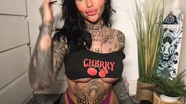 Peaches_and_the_Cream's Live XXX Chat