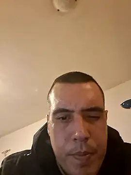 Show modela marco199077 na web-kameri